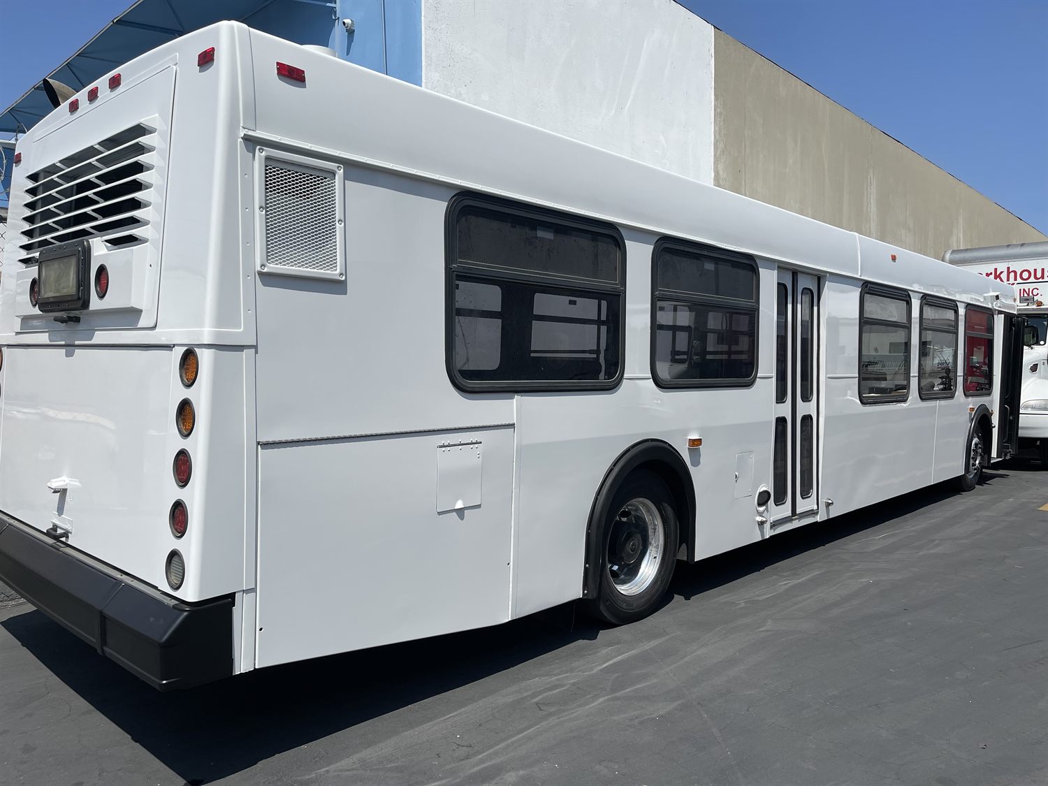 Transit bus refinish