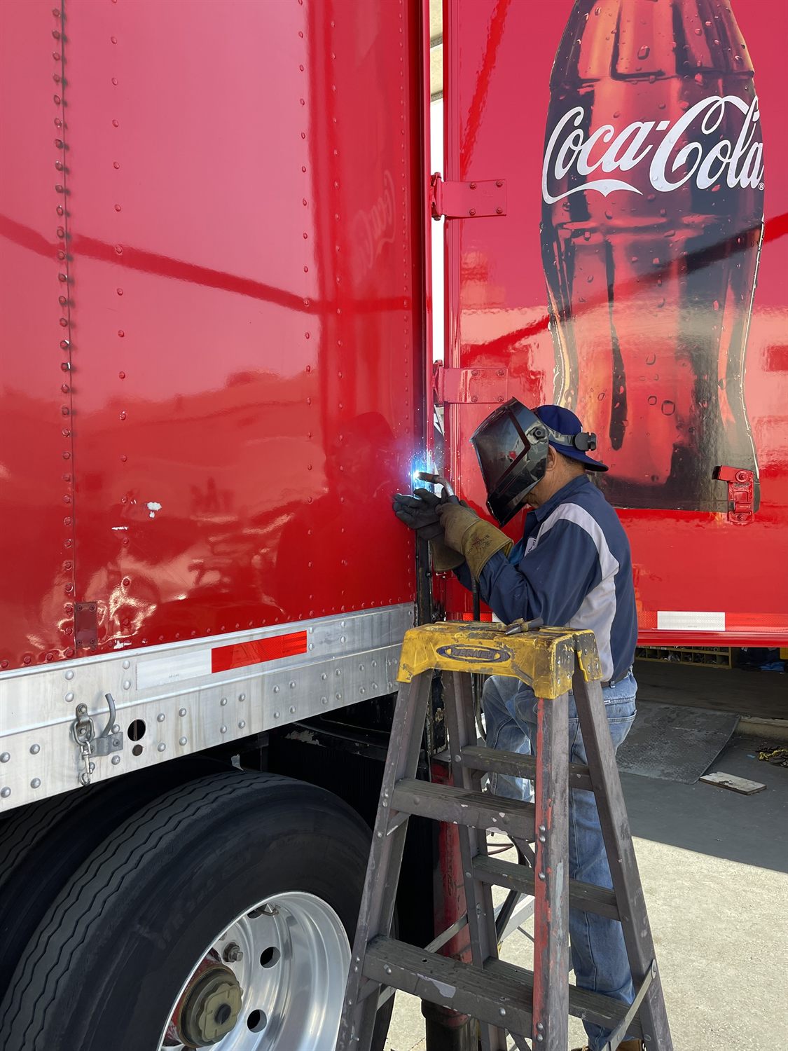 Beverage delivery trailer repair